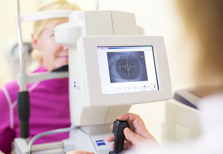 осмотр у офталмолога