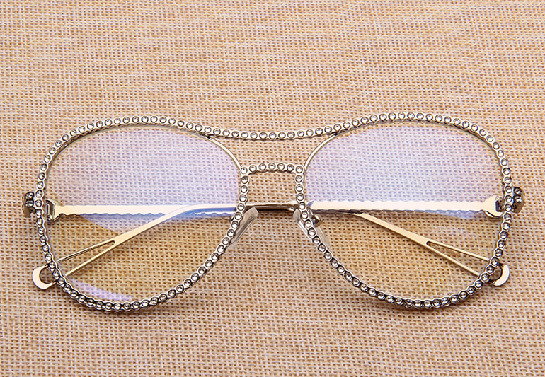 очки со стразами