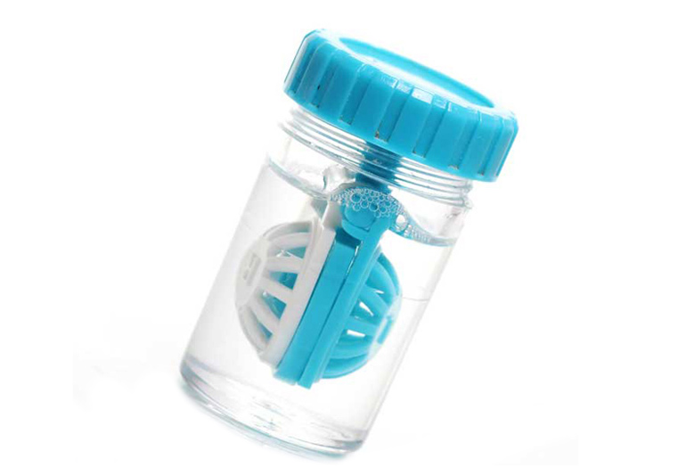 жесткие линзы в контейнере