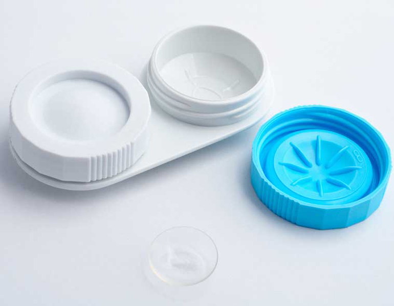 контактная линза и контейнер